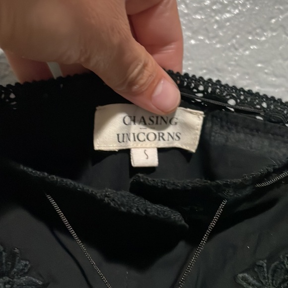 NWOT Chasing Unicorns Valerie Cotton Gauze, Cutwork + Lace Top in Black 🔥 - Picture 8 of 12